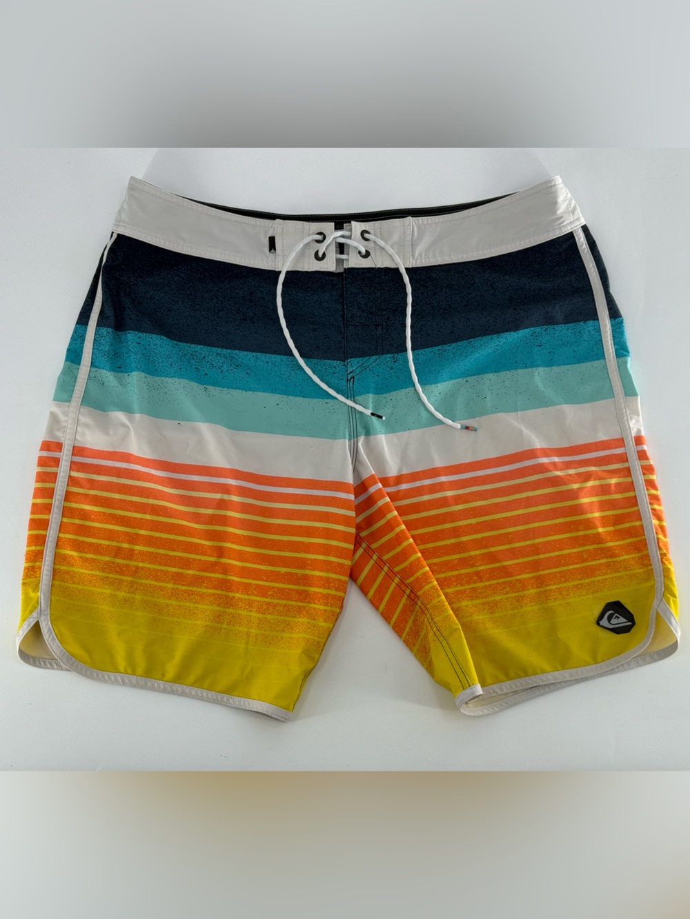 Quicksilver Men’s Board Shorts 36 Vintage